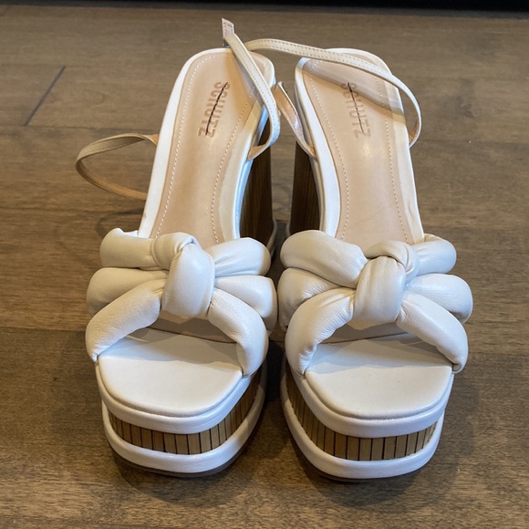 Schutz Mindy Wedge in Pearl 8.5 - Picture 5 of 8